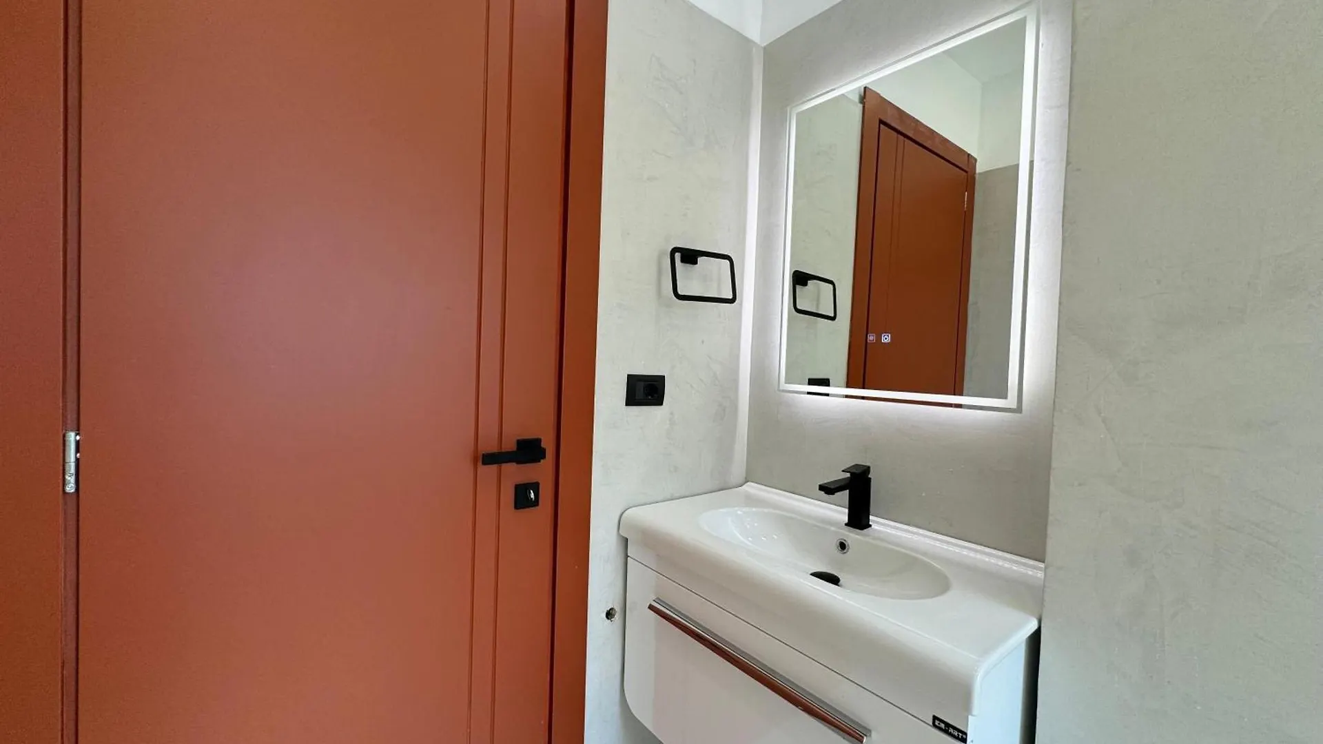 Botanic View Tirana Apartment